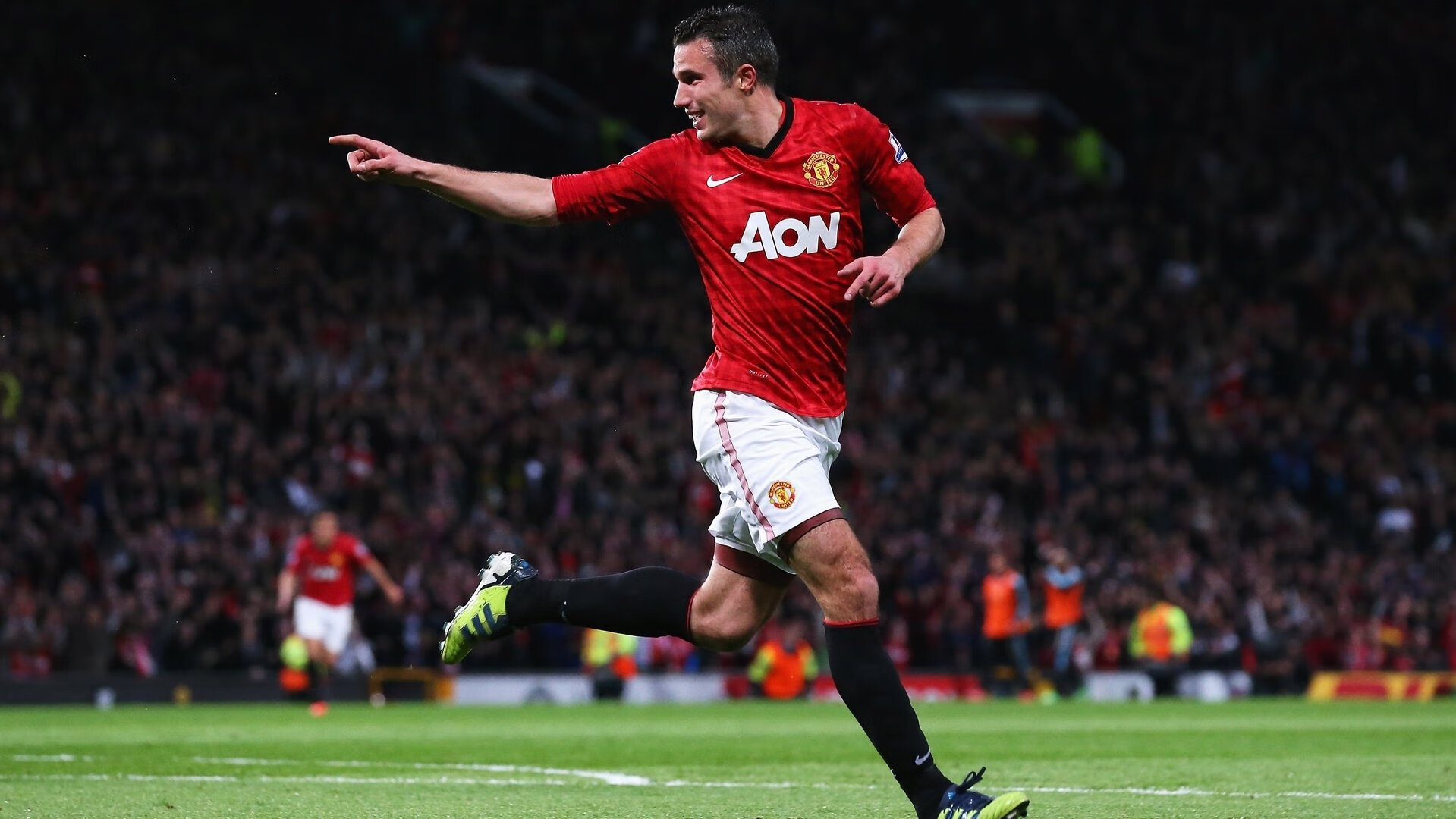 橄榄球冠军锦标赛：南半球四强赛场上演精彩角逐，橄榄球比赛2021